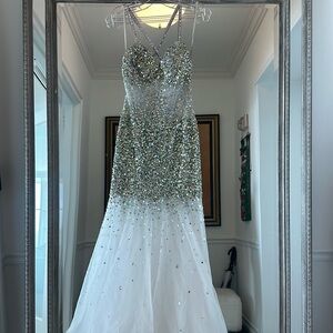 Beautiful party dress